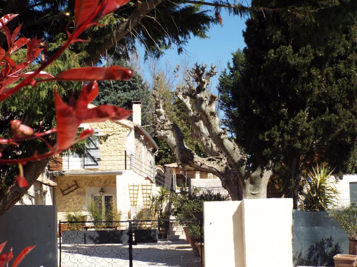 Le Gite De Fa Nny Moulin De Tartay En Avignon Exteriör bild